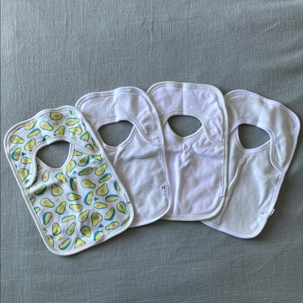 NWOT Burt’s Bees Baby bibs
